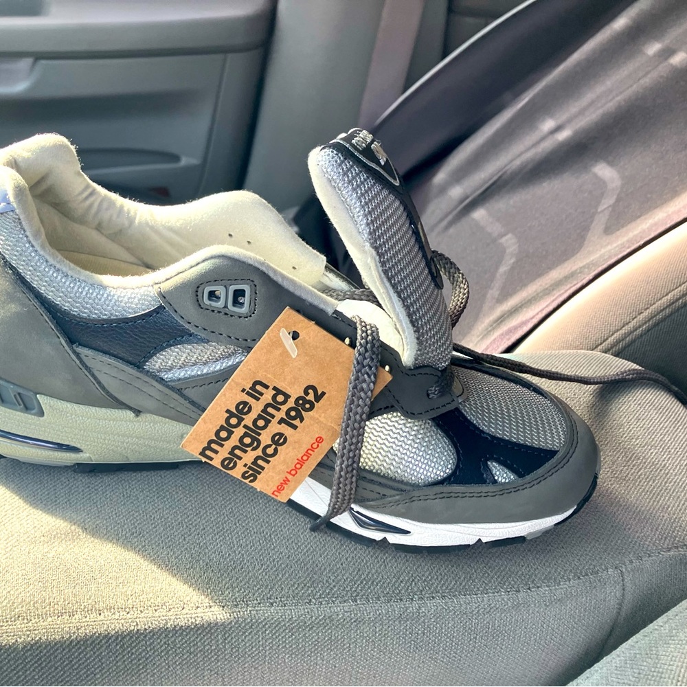 Brand New New Balances grey & Navy blue